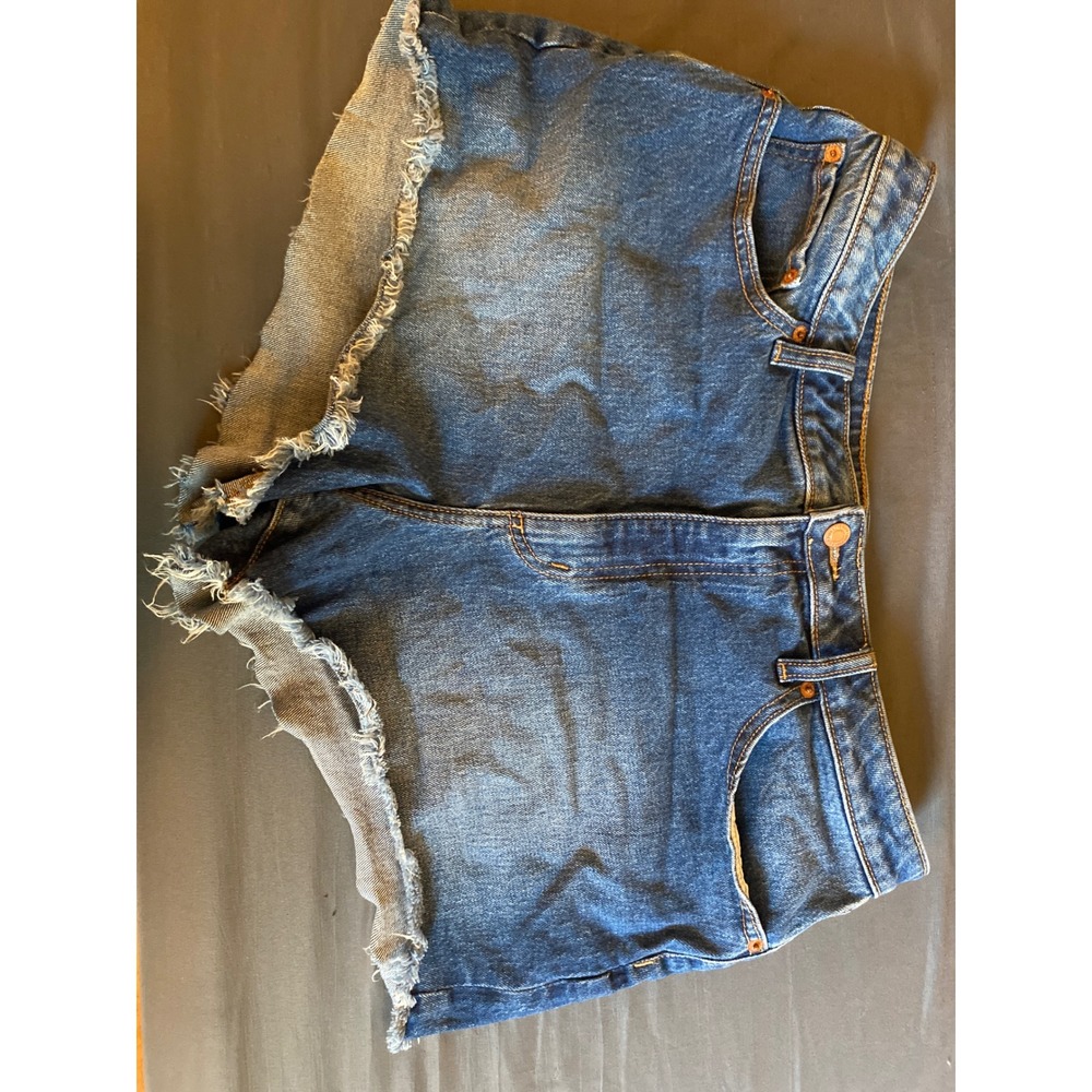 Victorias Secret PINK Denim Shorts Blue High Waisted Frayed Hem Cutoffs Size 16